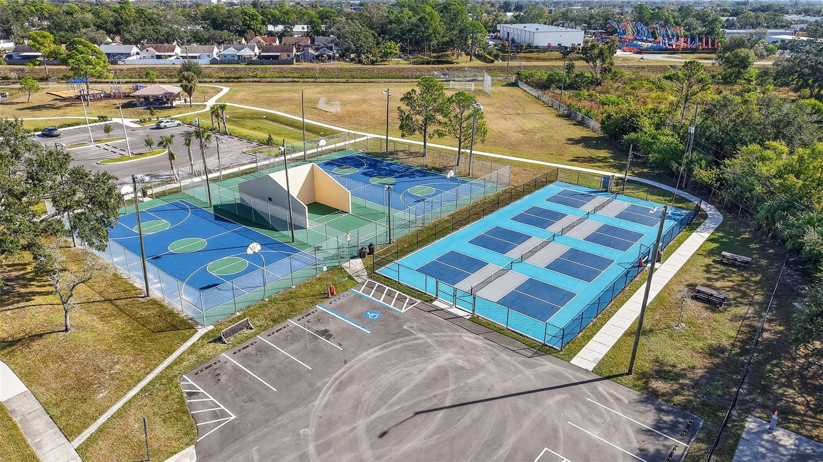 Image 34 of 37 For 7227 118th Circle