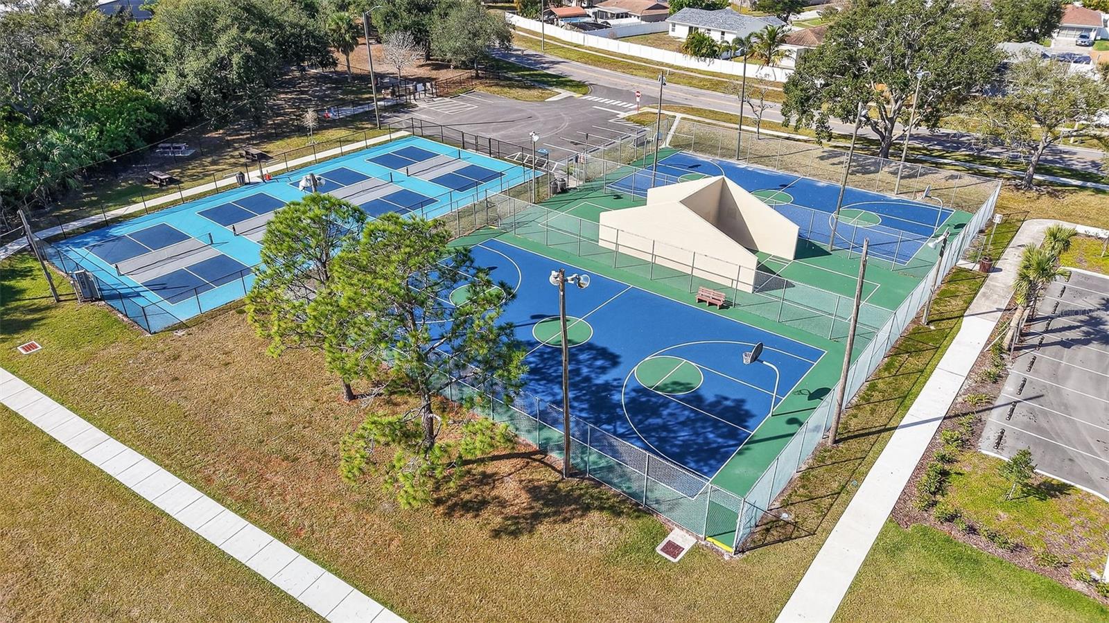 Image 35 of 37 For 7227 118th Circle