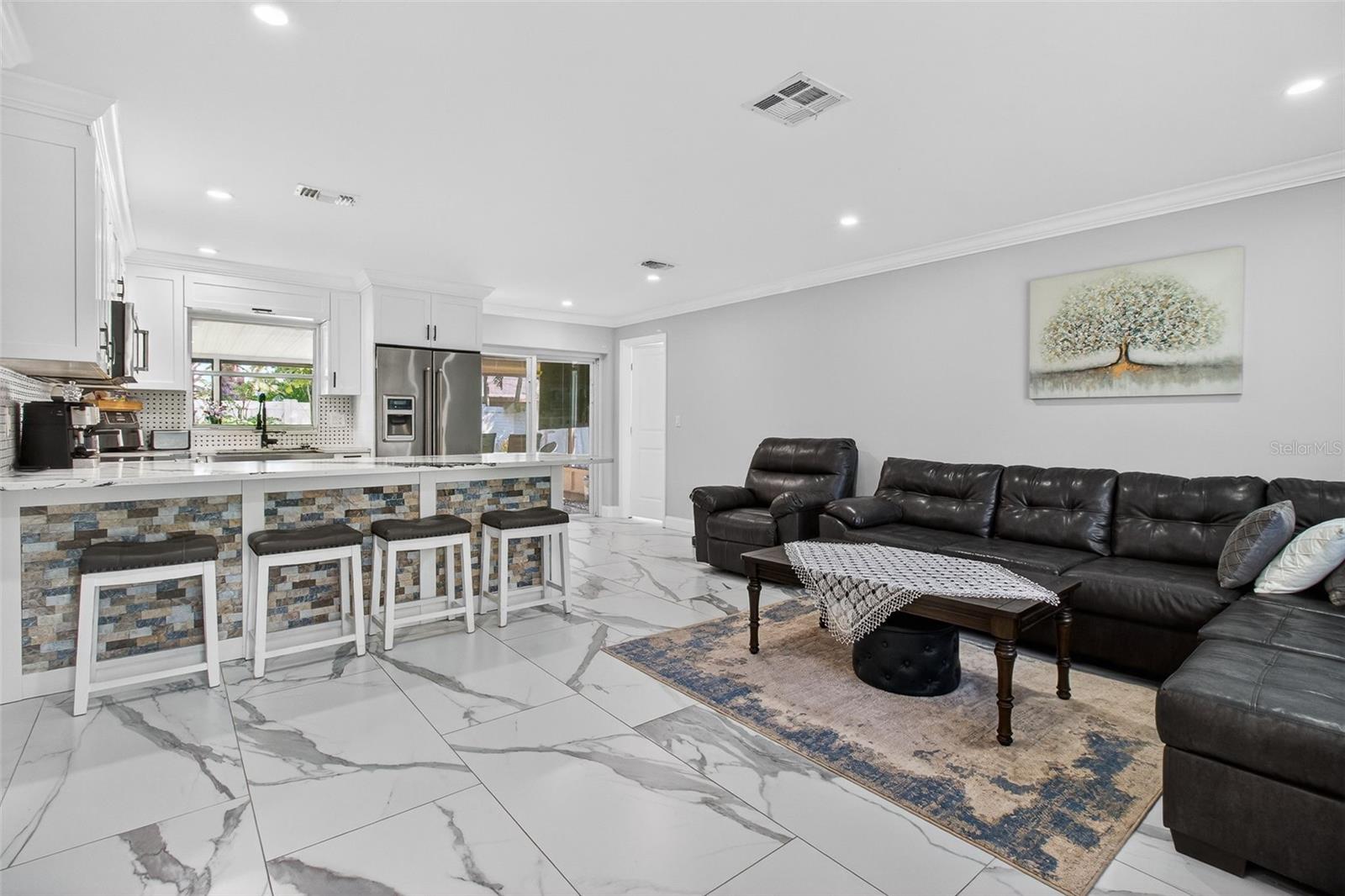 Image 6 of 37 For 7227 118th Circle