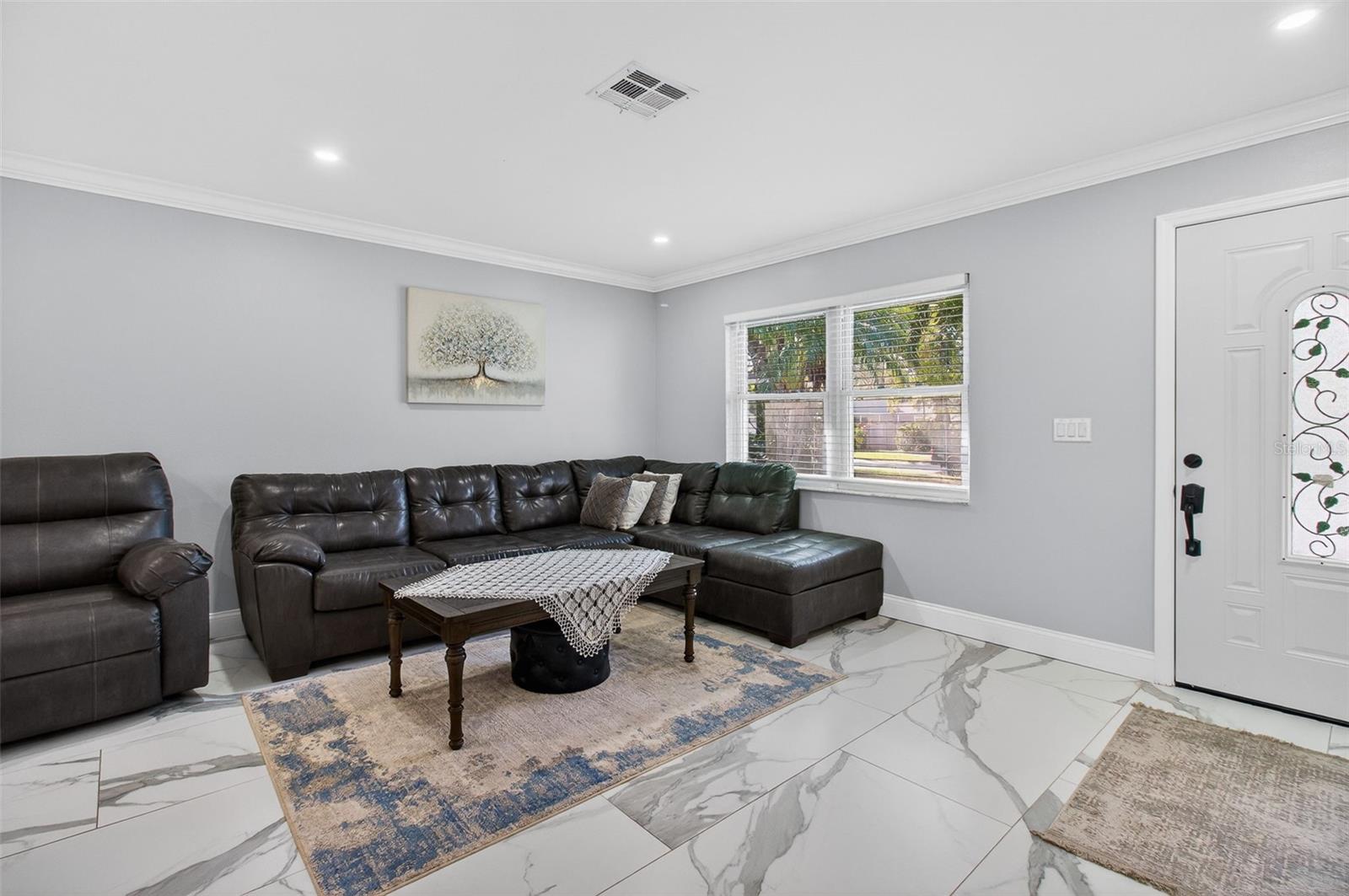 Image 8 of 37 For 7227 118th Circle