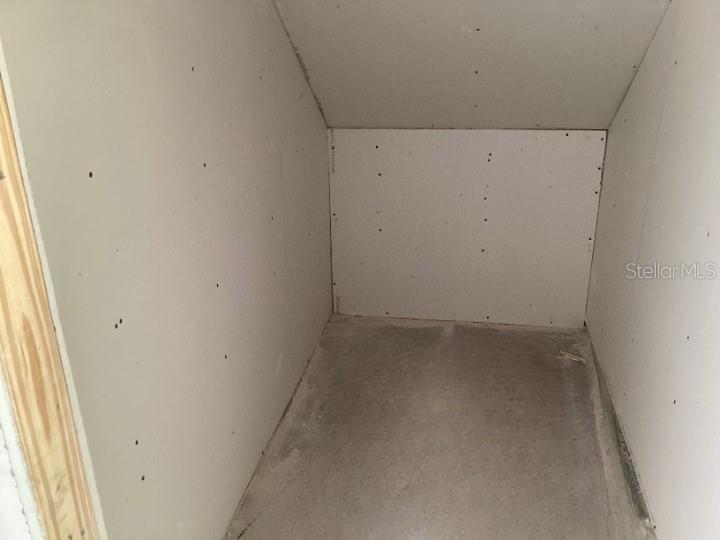 Image 12 of 29 For 1219 Bluewater Lane