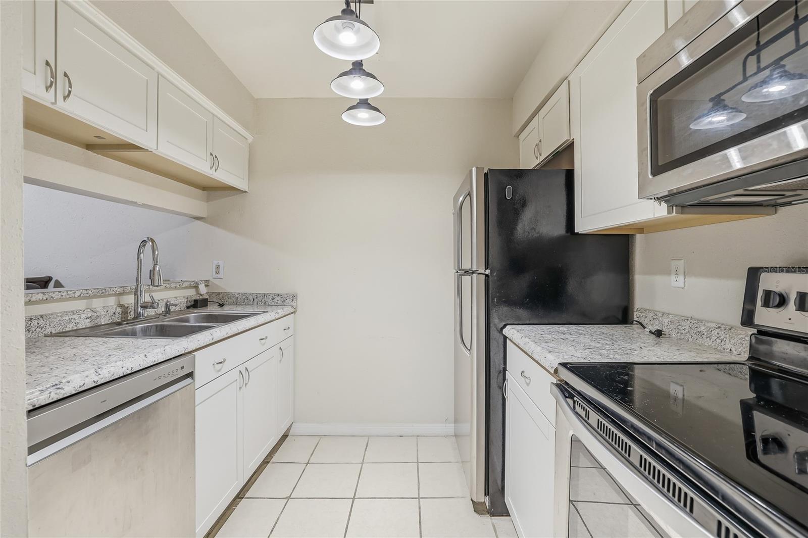 Image 2 of 32 For 4004 Nestle Oaks Place 203