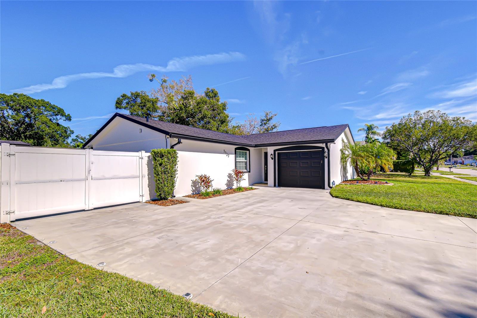 Image 5 of 43 For 5127 Linkwood Avenue