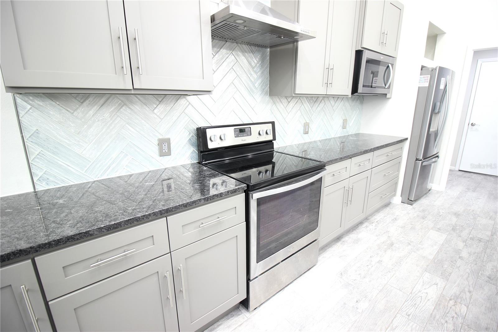 Image 10 of 58 For 2113 Springmeadow Drive