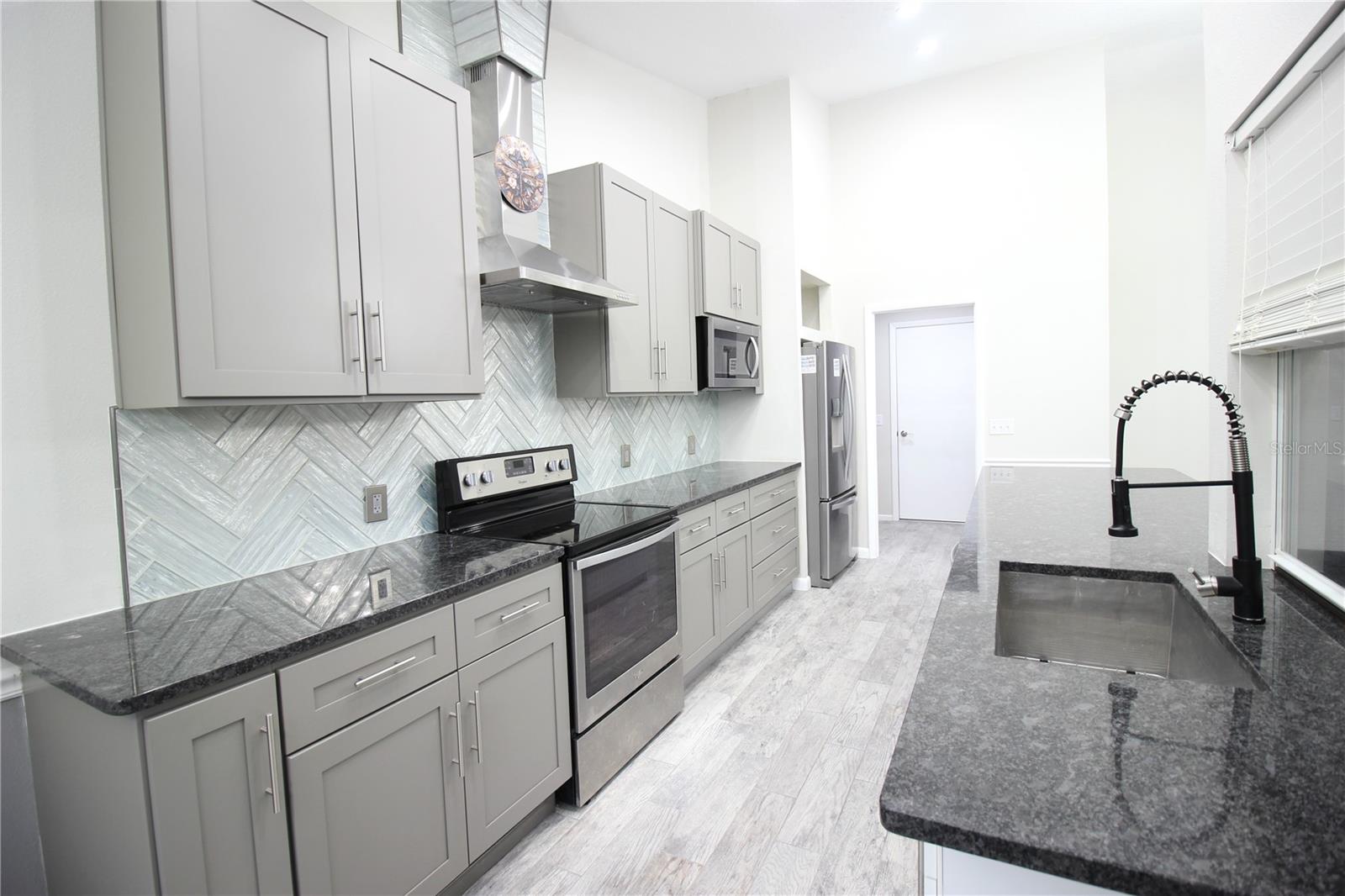 Image 12 of 58 For 2113 Springmeadow Drive