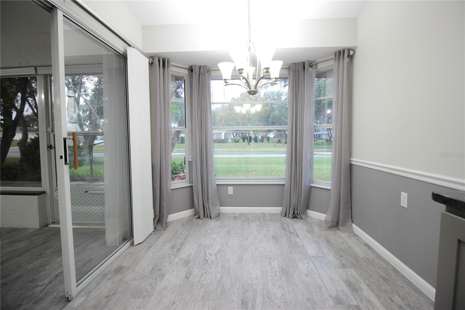 Image 14 of 58 For 2113 Springmeadow Drive