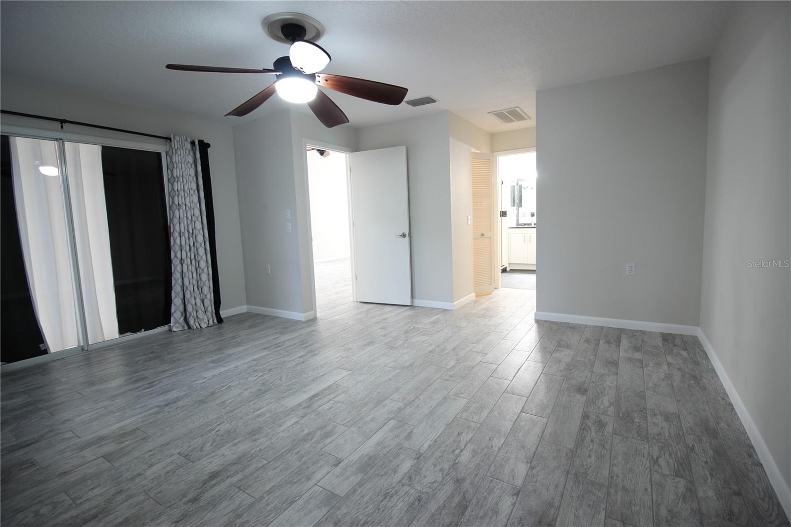 Image 16 of 58 For 2113 Springmeadow Drive