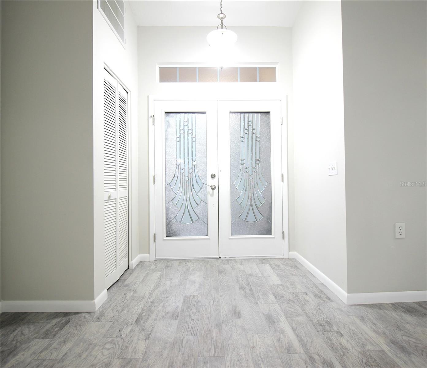 Image 5 of 58 For 2113 Springmeadow Drive