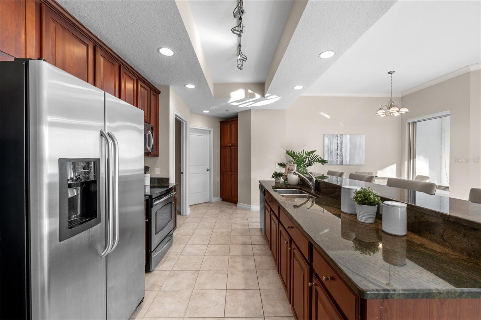 Image 16 of 40 For 1209 Cumberland Avenue 501