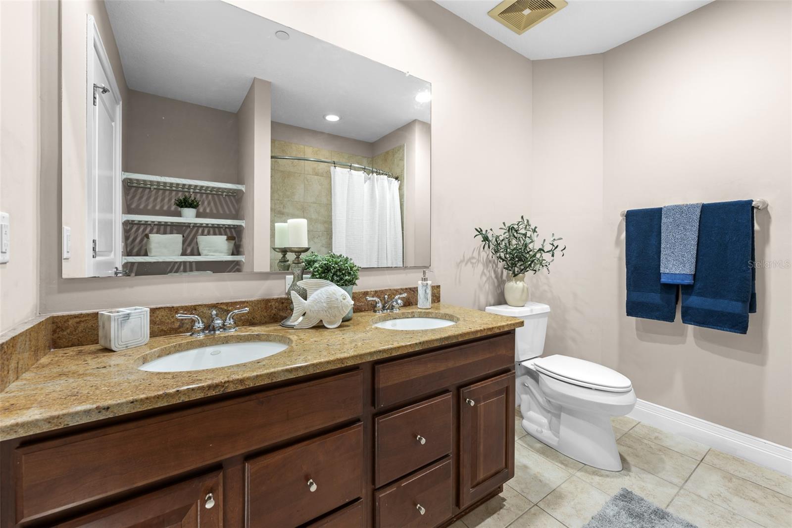 Image 19 of 40 For 1209 Cumberland Avenue 501