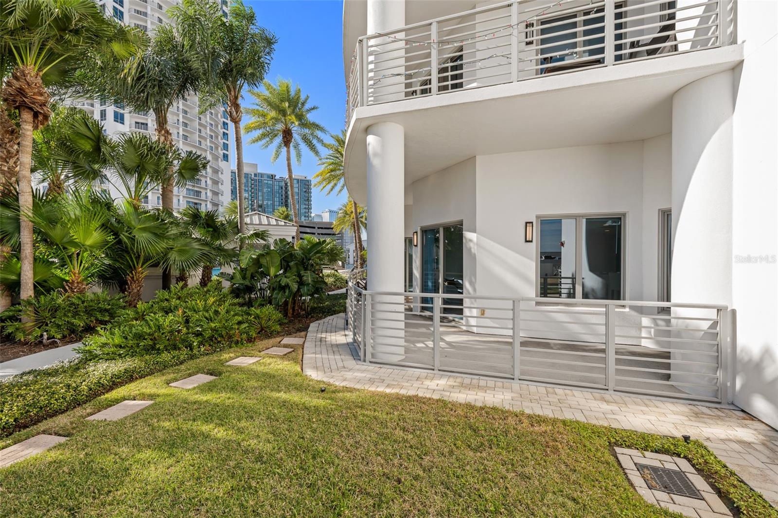 Image 24 of 40 For 1209 Cumberland Avenue 501