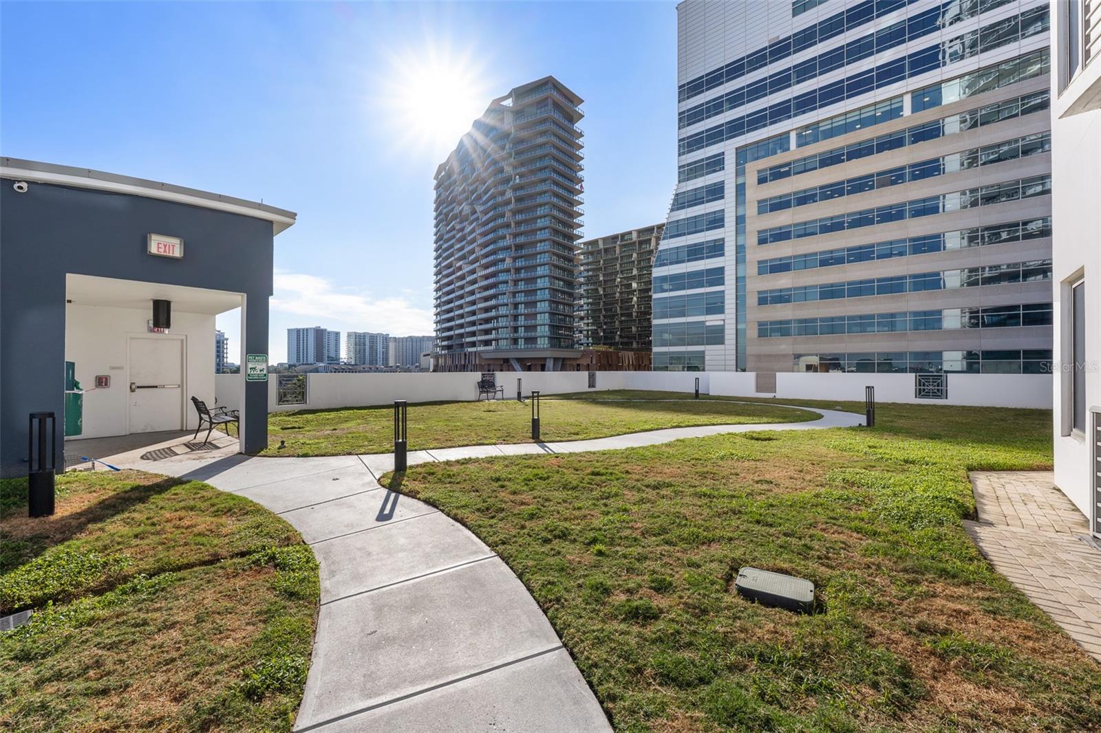 Image 36 of 40 For 1209 Cumberland Avenue 501