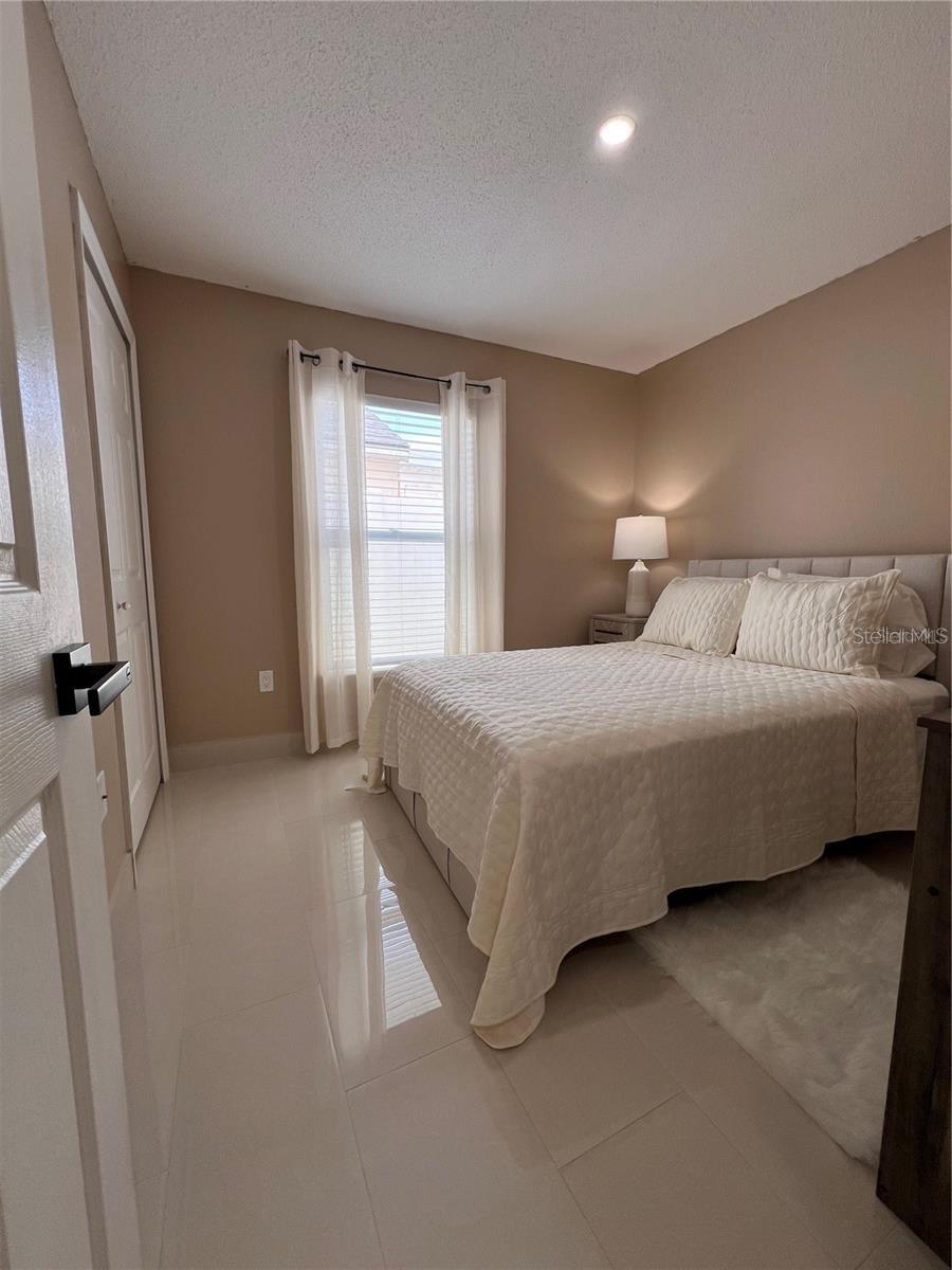 Image 13 of 24 For 30225 Double Drive