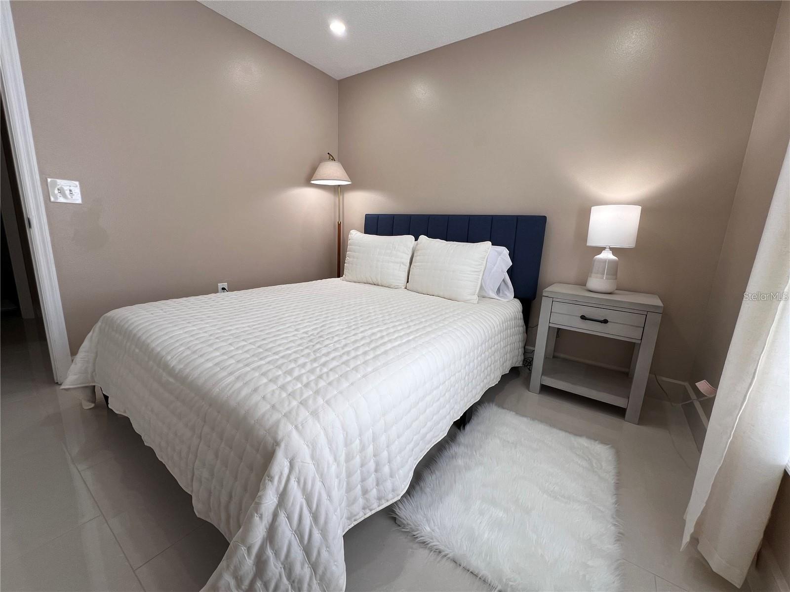 Image 15 of 24 For 30225 Double Drive