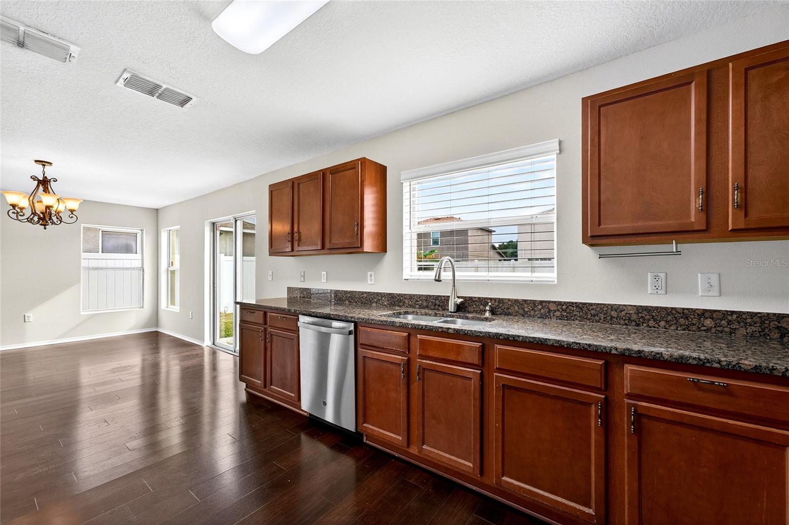 Image 17 of 65 For 18916 Randall Place