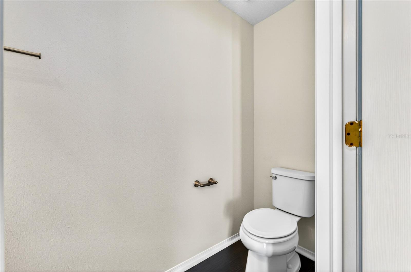 Image 20 of 65 For 18916 Randall Place