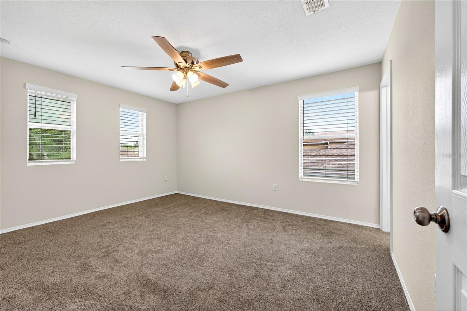 Image 29 of 65 For 18916 Randall Place