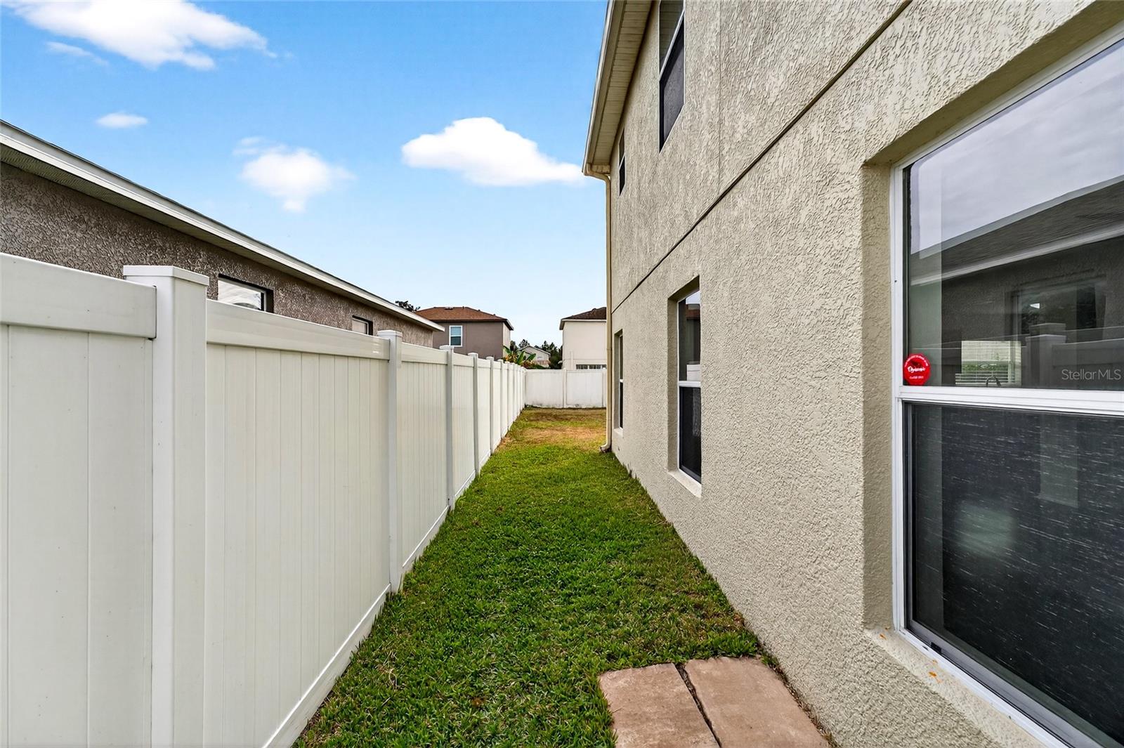 Image 44 of 65 For 18916 Randall Place