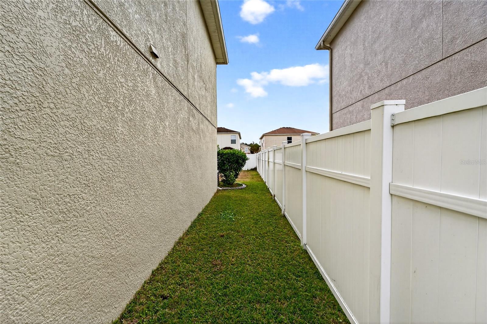 Image 48 of 65 For 18916 Randall Place