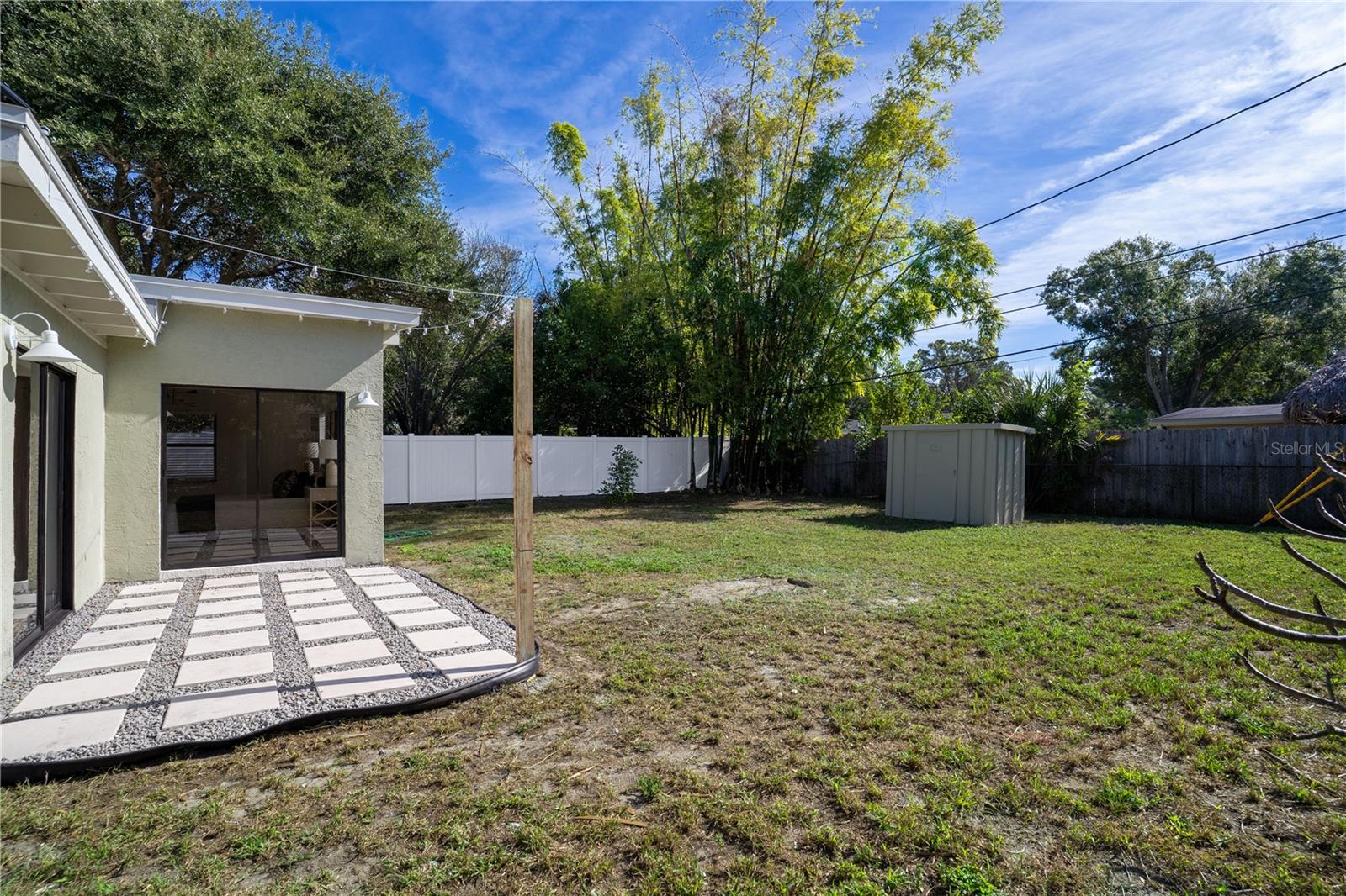 Image 28 of 31 For 474 Dawson Avenue Ne