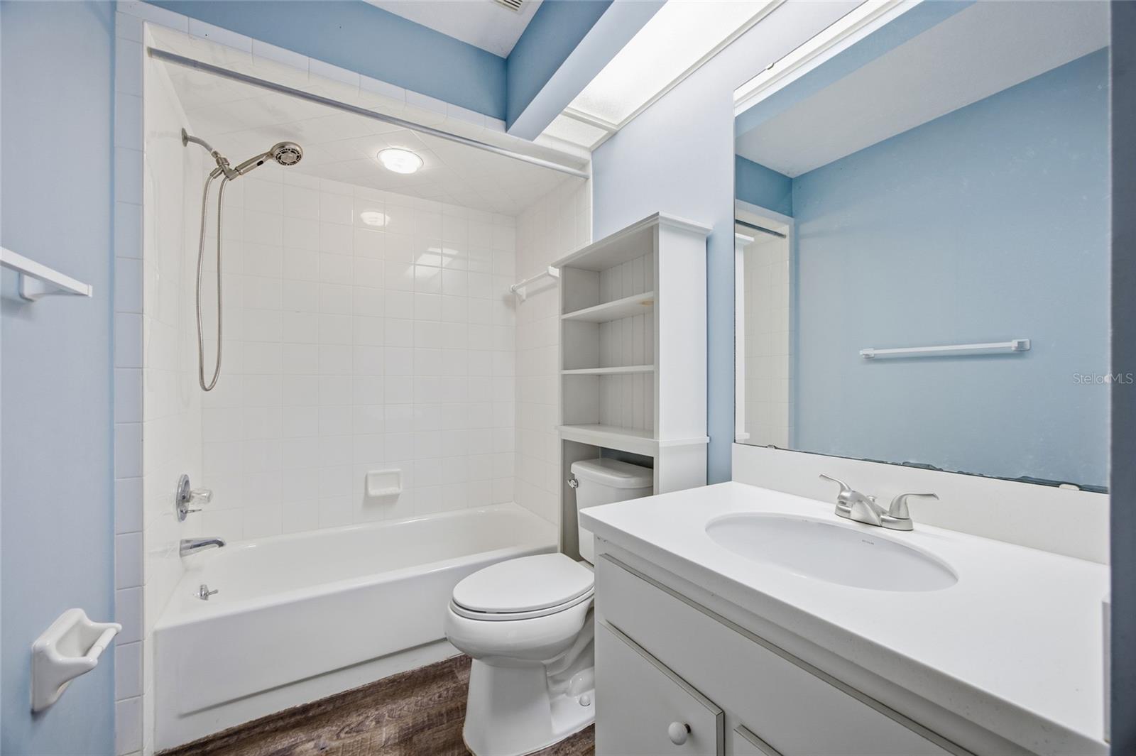 Image 23 of 29 For 7239 Scenic Place