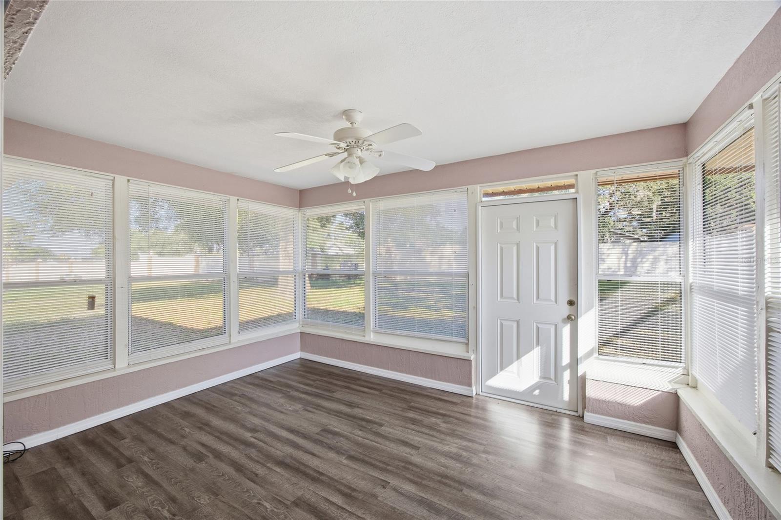 Image 6 of 29 For 7239 Scenic Place