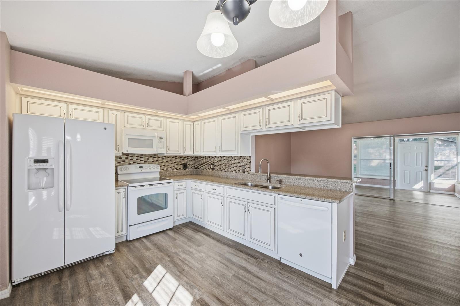 Image 9 of 29 For 7239 Scenic Place