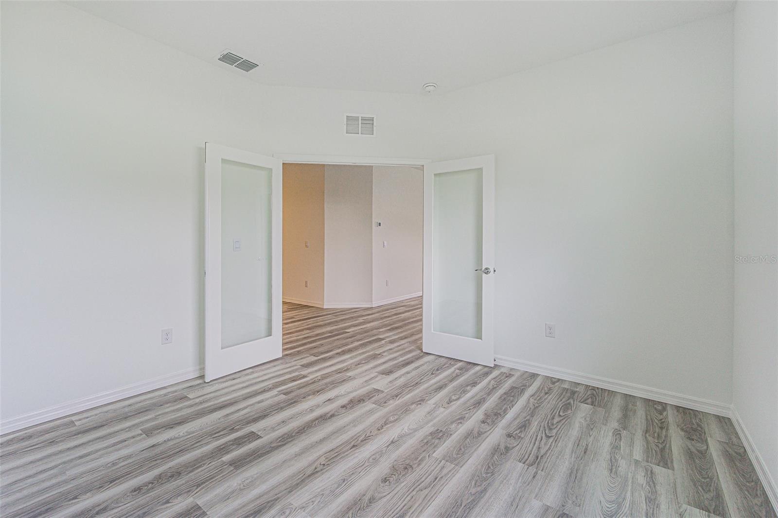 Image 10 of 35 For 31423 Paper Birch Street