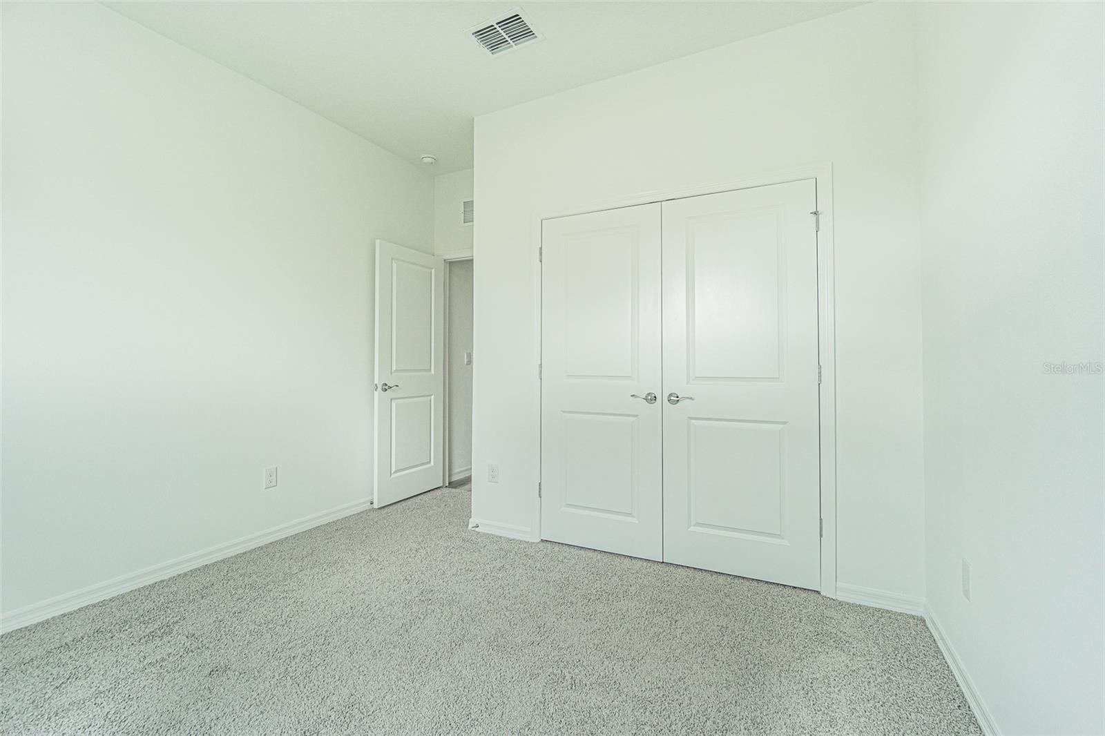 Image 19 of 35 For 31423 Paper Birch Street