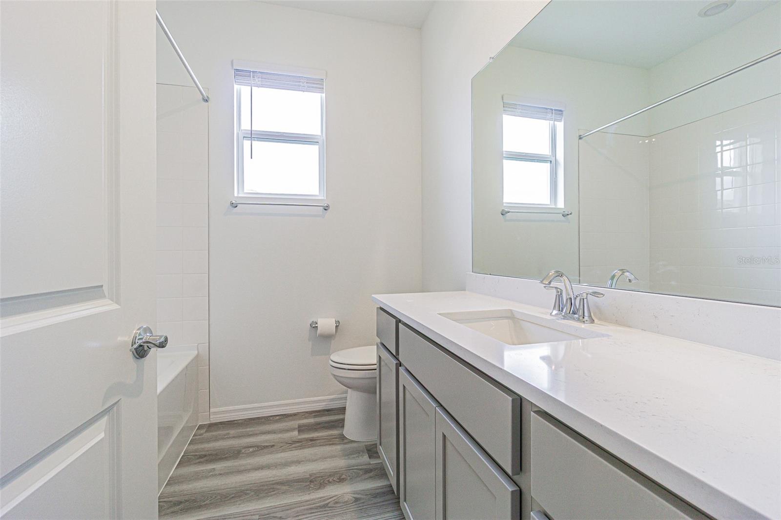 Image 21 of 35 For 31423 Paper Birch Street