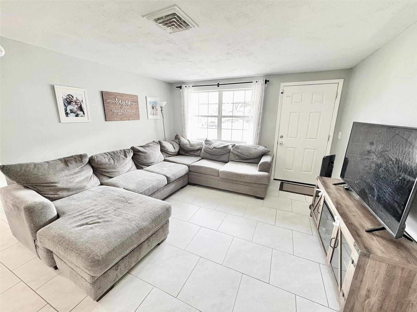 Image 4 of 19 For 8854 85th Street