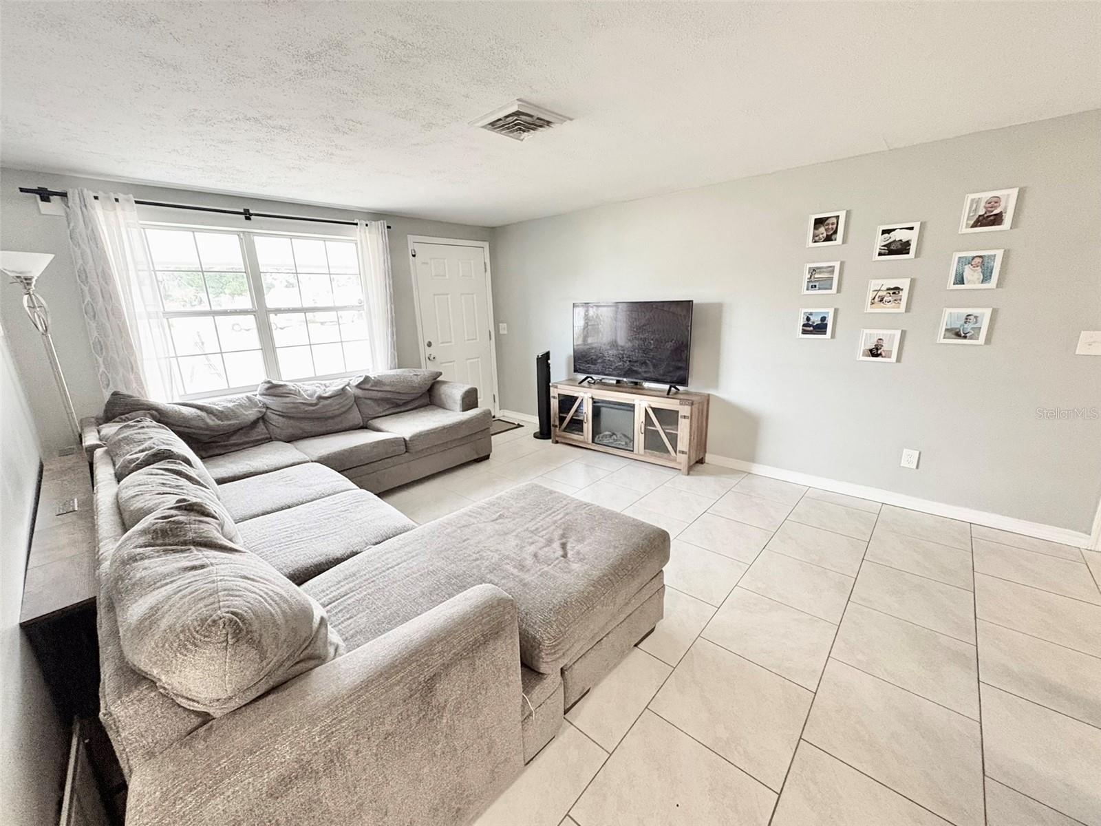 Image 6 of 19 For 8854 85th Street