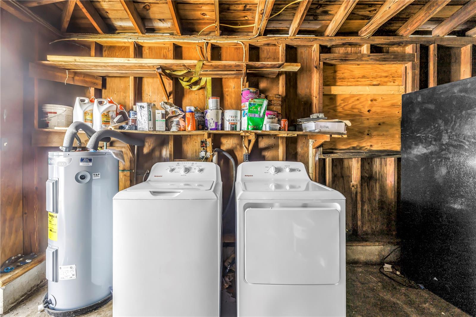 Image 15 of 54 For 450 47th Street S