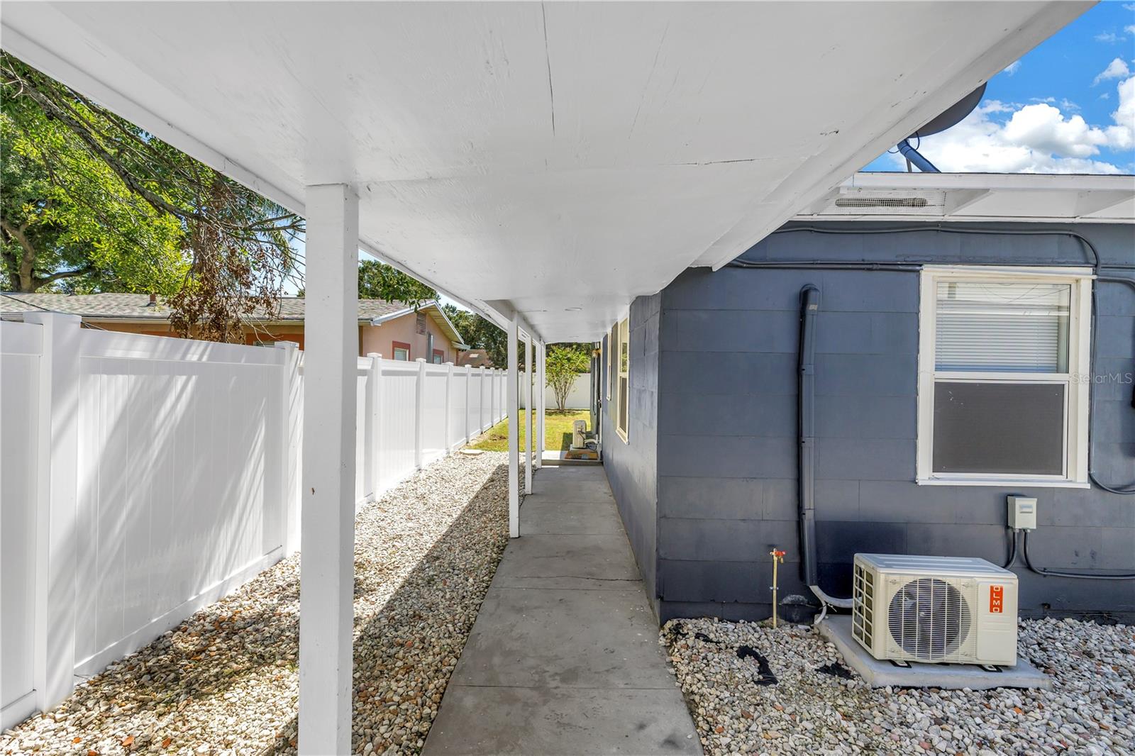 Image 35 of 54 For 450 47th Street S