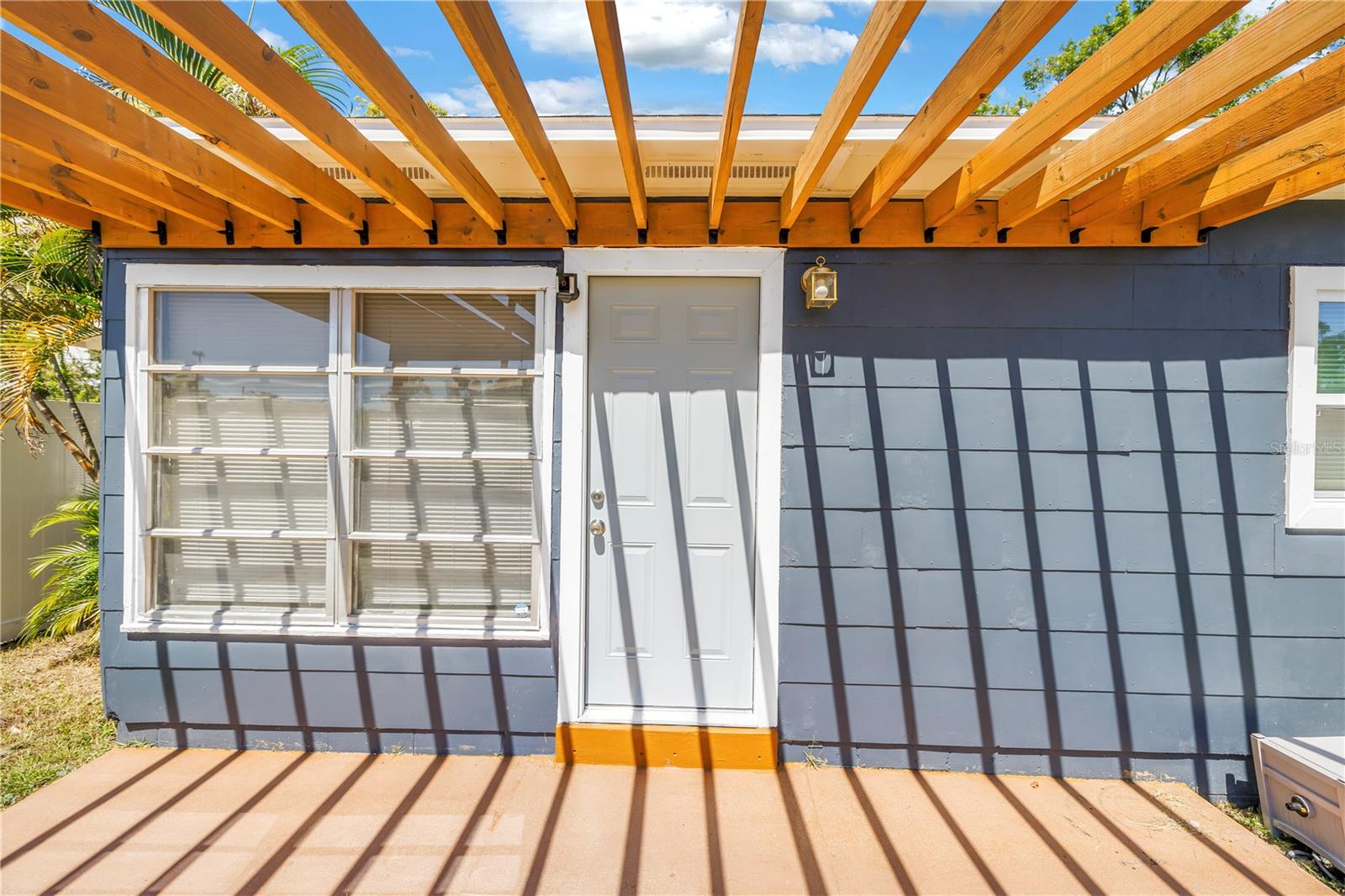 Image 38 of 54 For 450 47th Street S