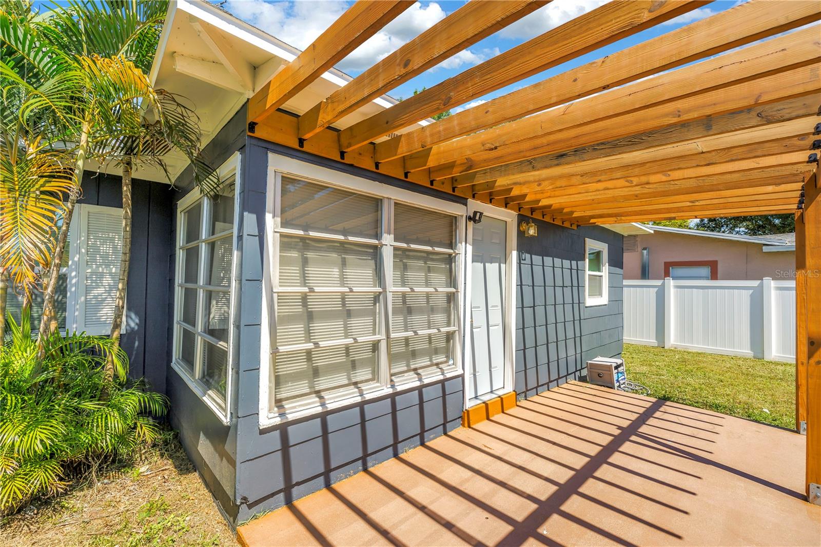 Image 46 of 54 For 450 47th Street S