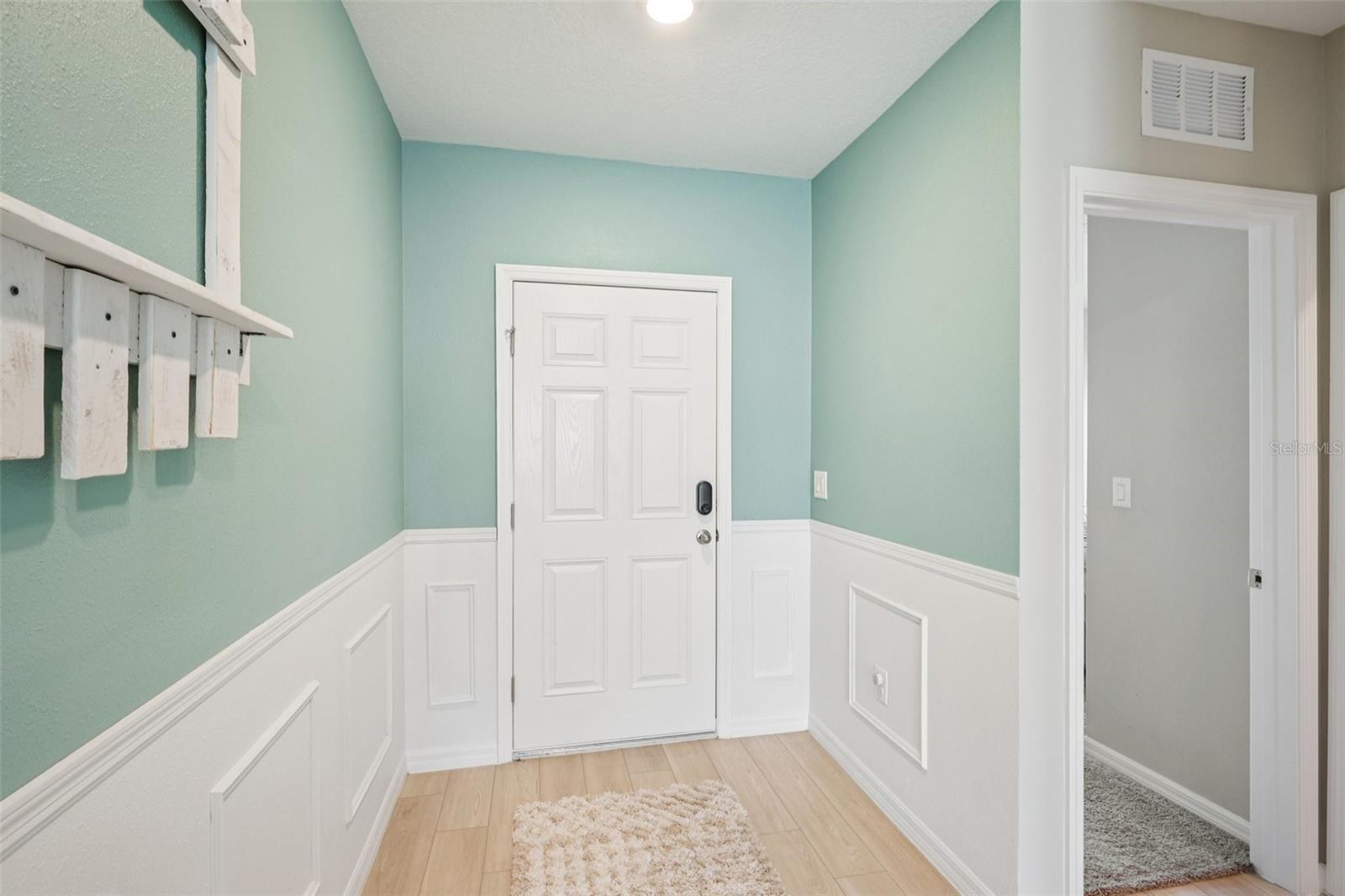 Listing photo id 16 for 12763 Canter Call Road