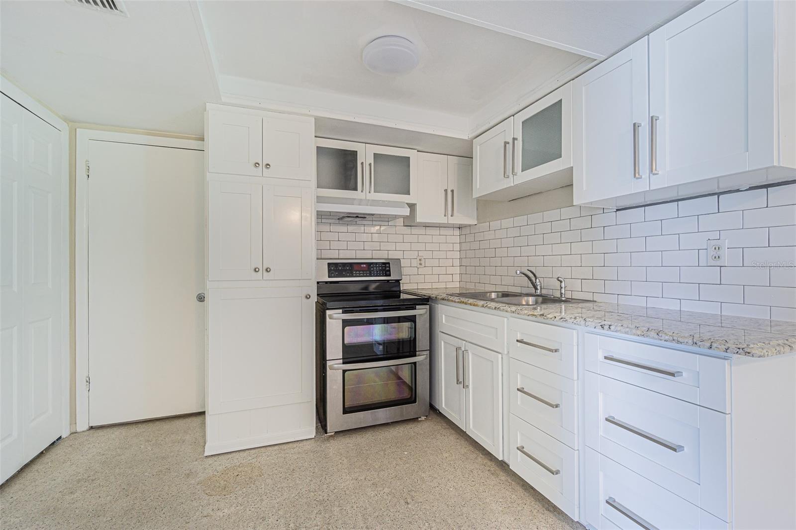 Image 5 of 22 For 3301 Briar Cliff Drive