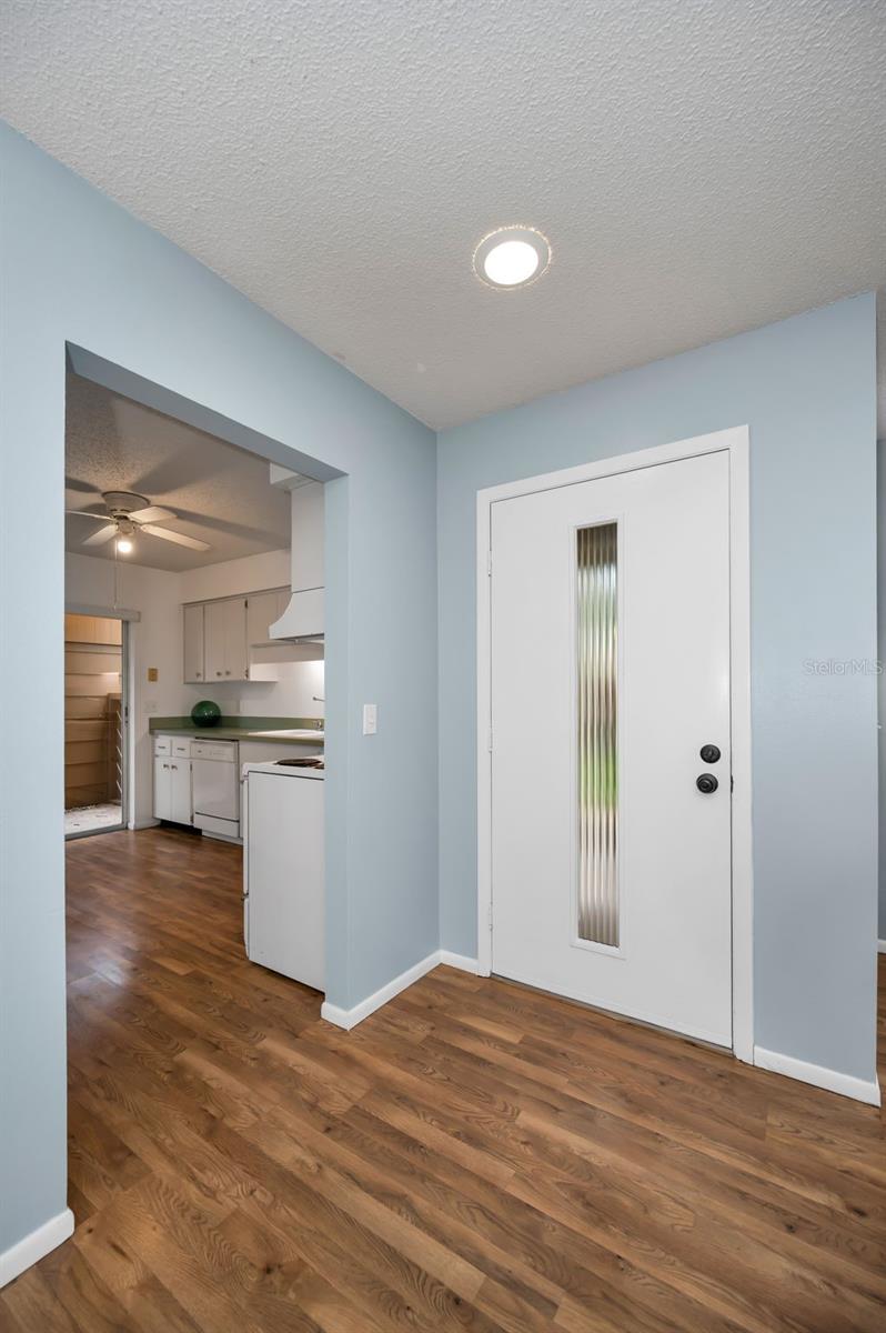 Image 5 of 49 For 4014 Davit Drive A