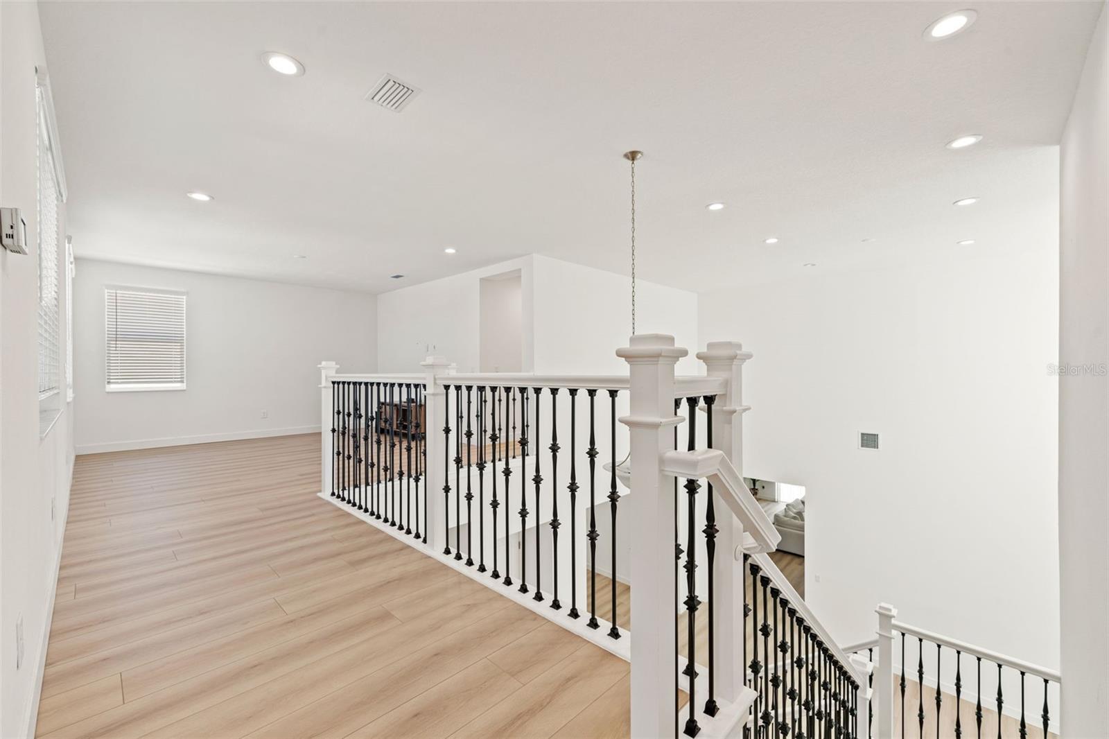 Image 21 of 31 For 32208 Rosewood Meadow Lane