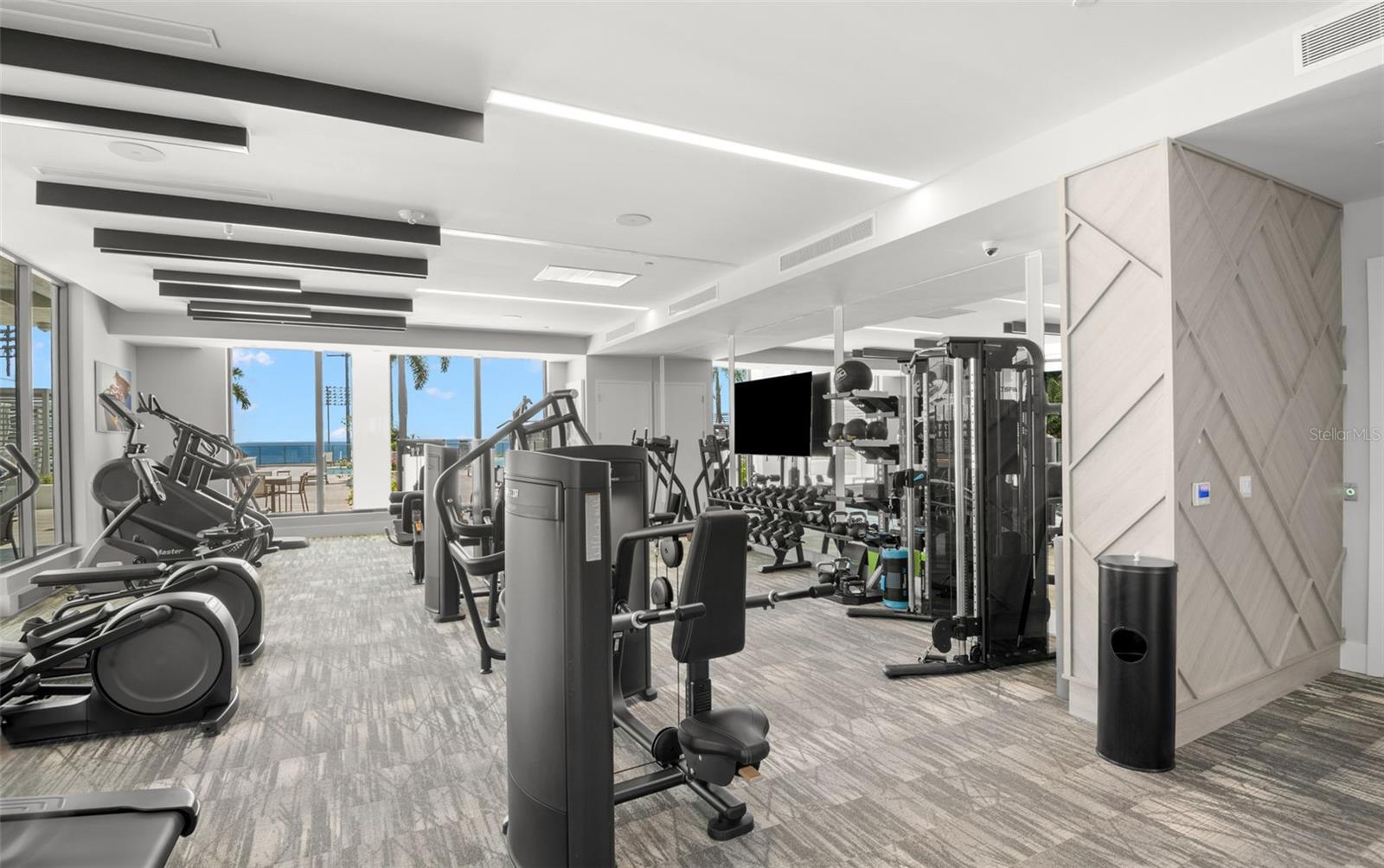 Image 28 of 33 For 301 1st Street S 2402