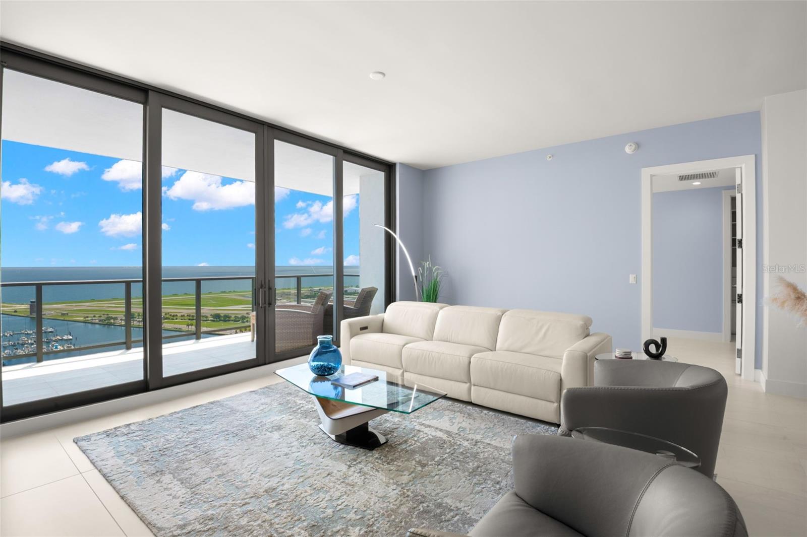 Image 4 of 33 For 301 1st Street S 2402