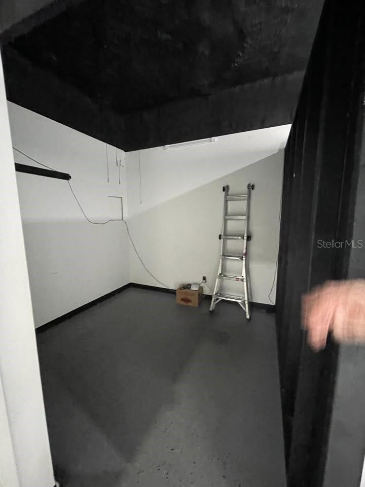 Image 5 of 10 For 1356 Cleveland Street