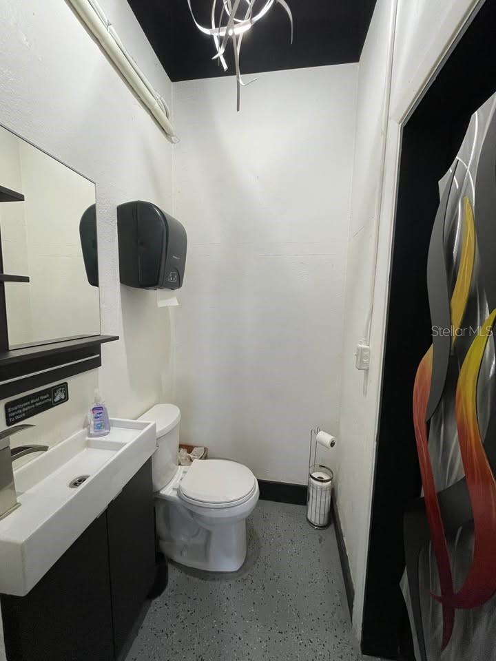 Image 7 of 10 For 1356 Cleveland Street