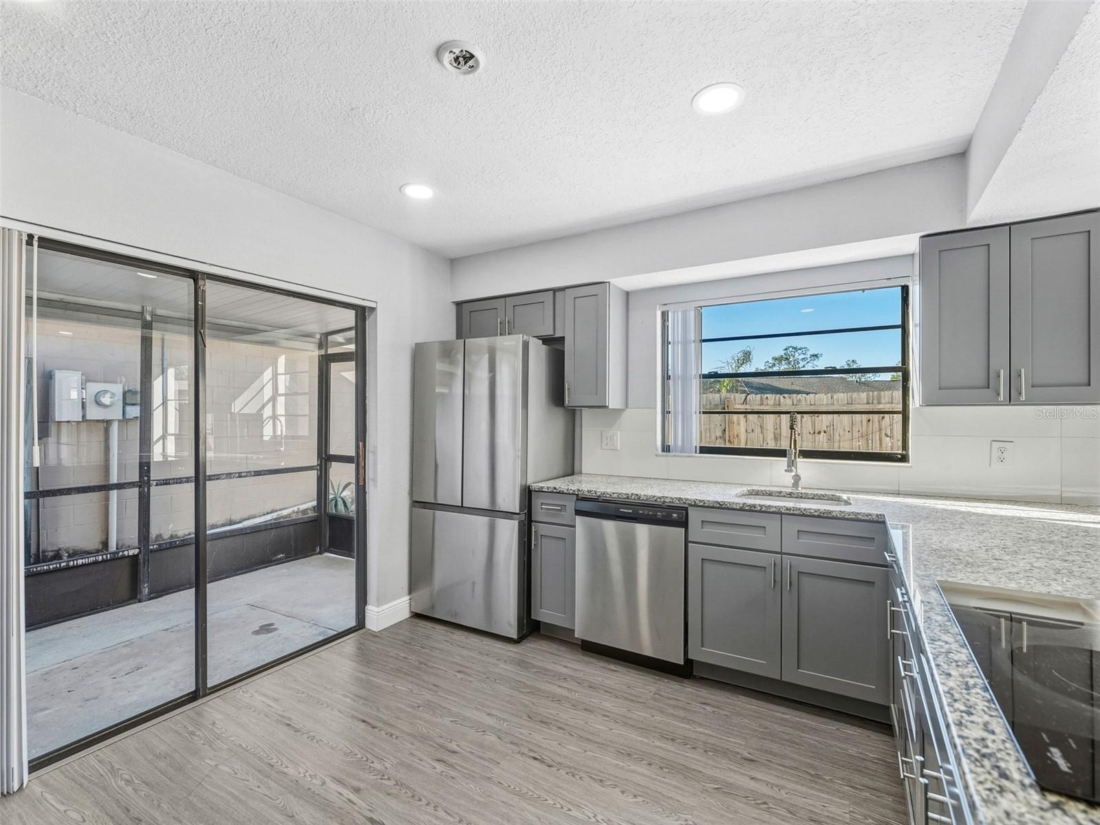 Image 11 of 30 For 10707 Crowngate Lane