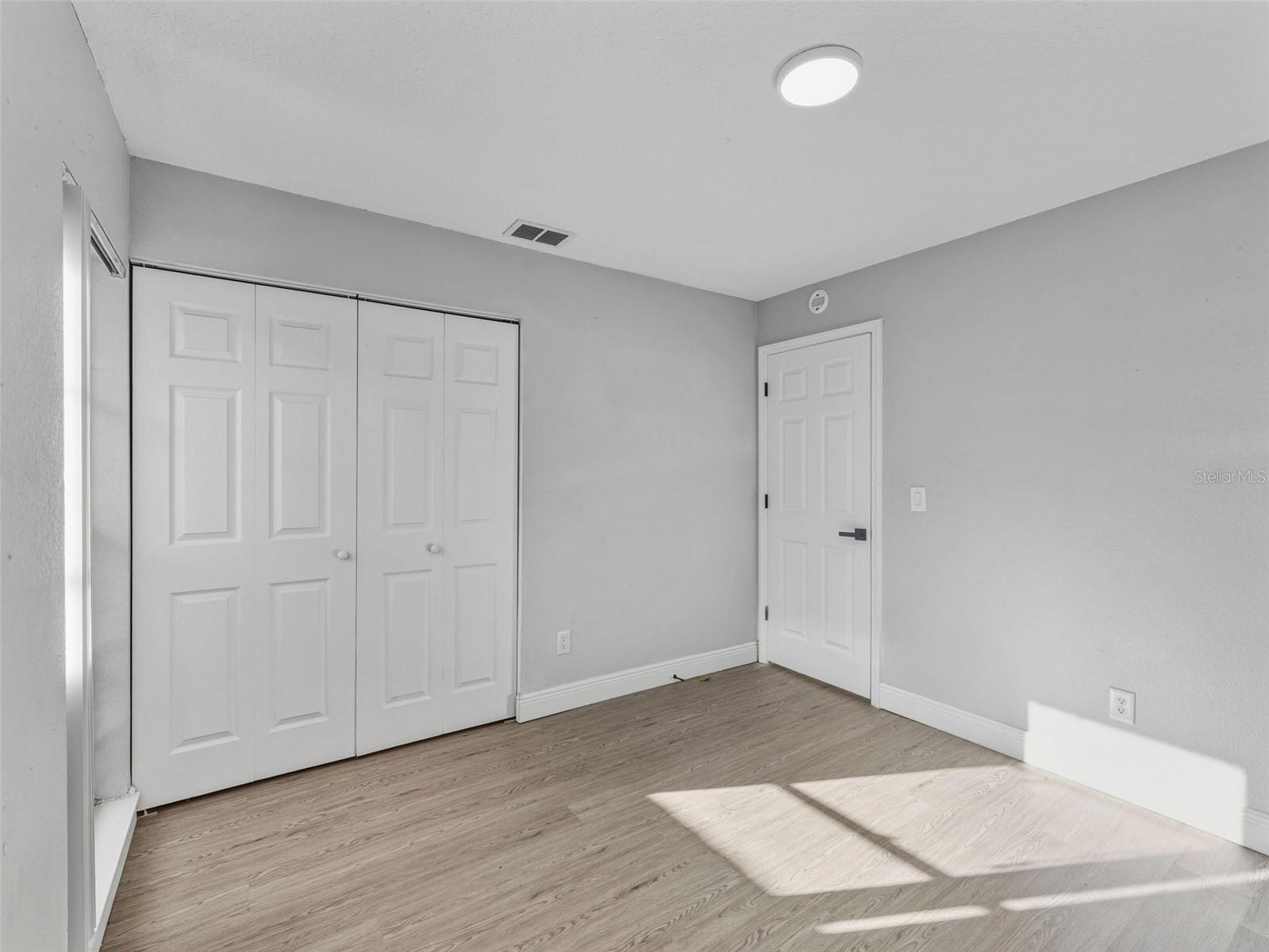 Image 21 of 30 For 10707 Crowngate Lane