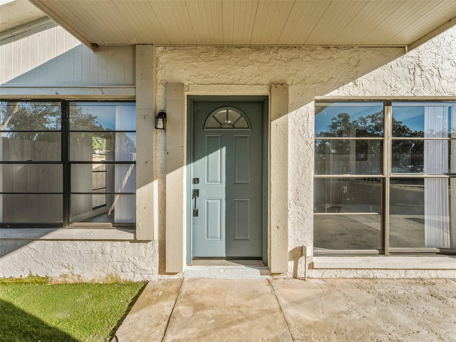 Image 5 of 30 For 10707 Crowngate Lane