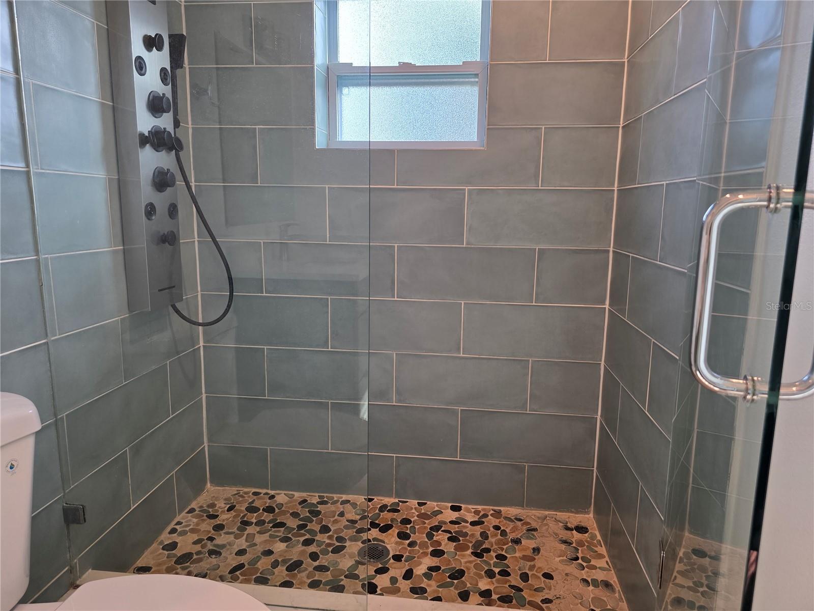 Image 30 of 42 For 430 80th Way