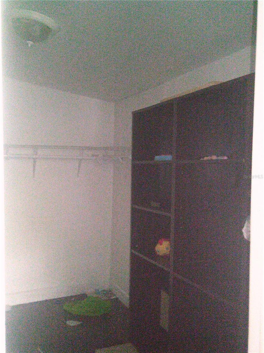 Listing photo id 32 for 11951 Wichers Lane