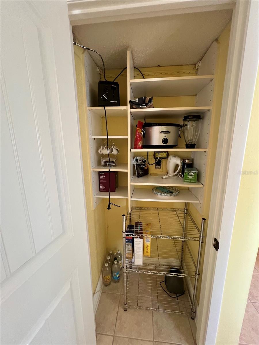 Image 10 of 58 For 1328 Pasadena Avenue S 308